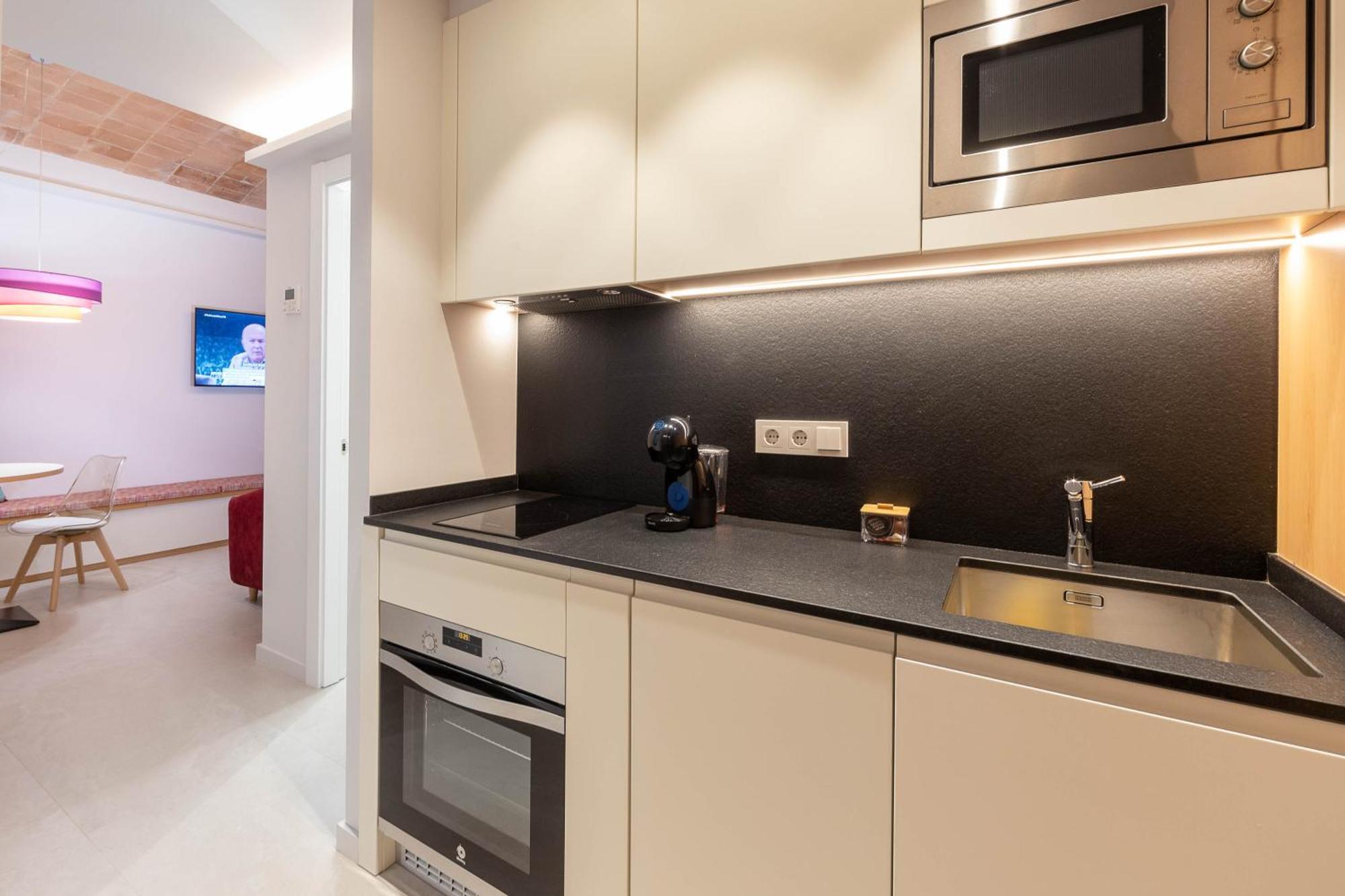 C&C Apartments ฟิกวยเรส ภายนอก รูปภาพ